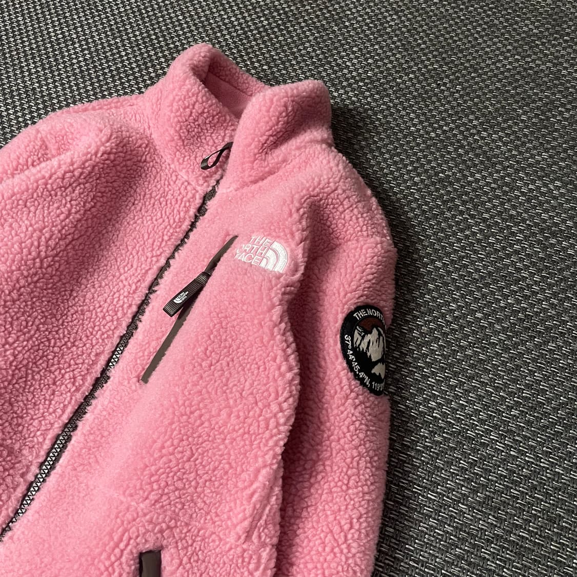 노스페이스 딸기우유 뽀글이 플리스 자켓 S 상품이미지5