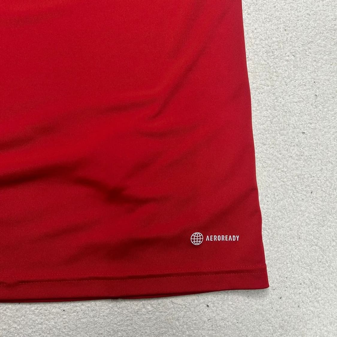 ADIDAS 레드 슬리브리스 M 상품이미지3