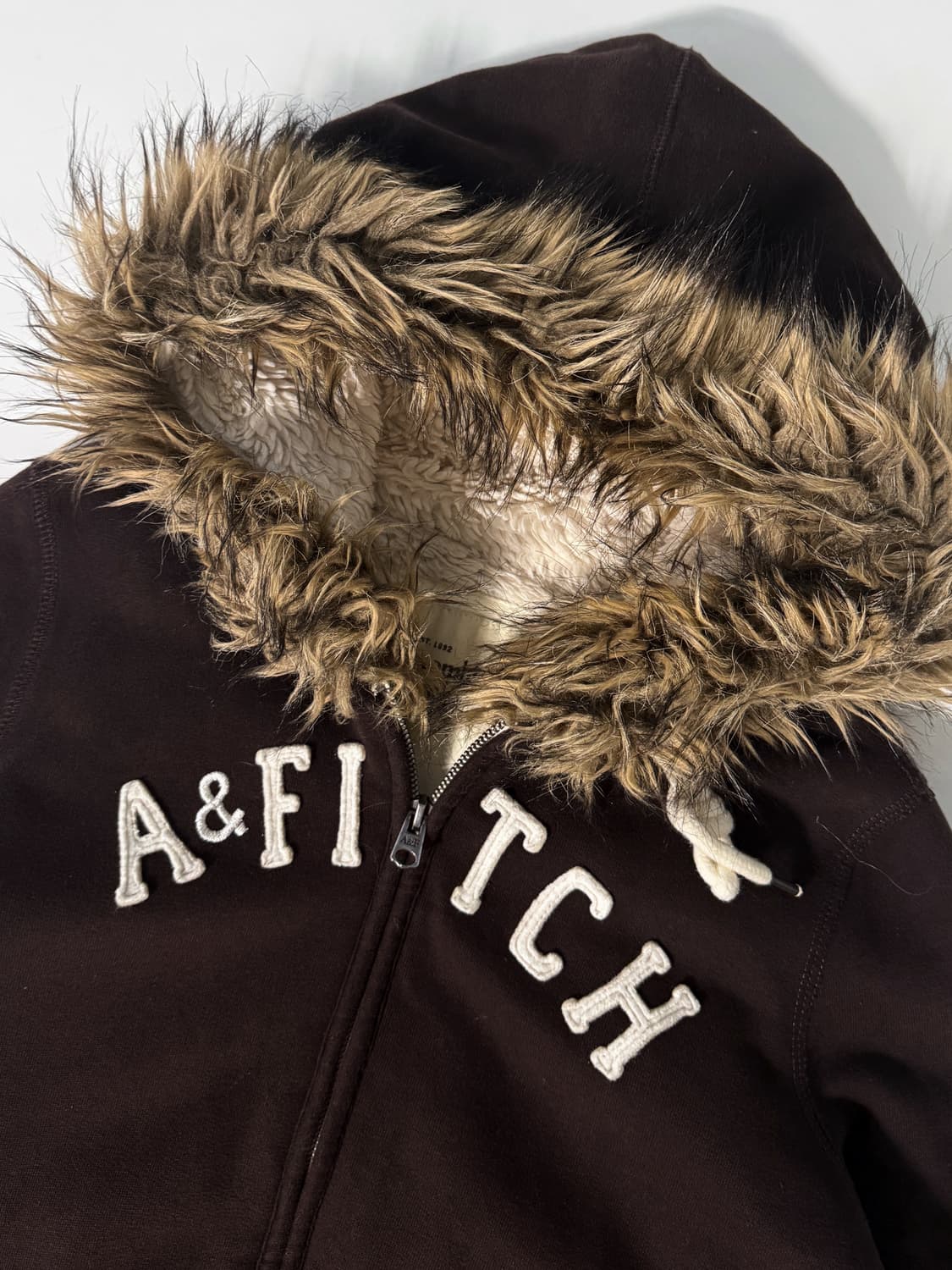 아베크롬비 00‘s 딥브라운 울프죠 해비 스웻 후드집업 상품이미지2