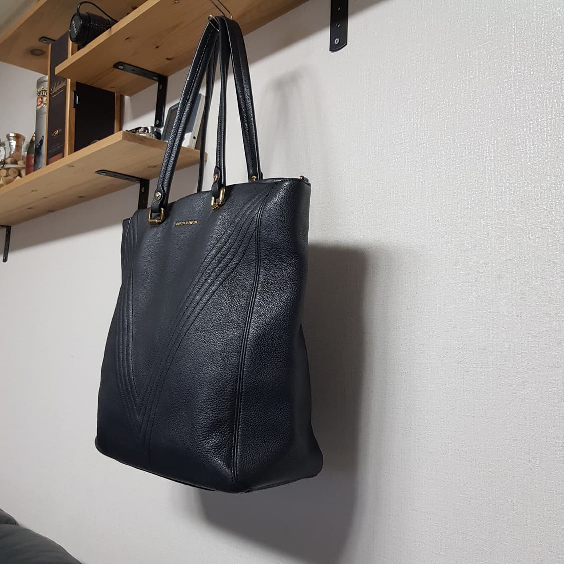 빈치스벤치 소가죽 숄더백 상품이미지3