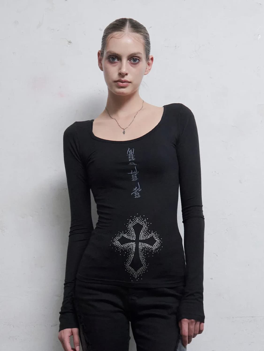 힐다 크로스 핫픽스 롱 슬리브 상품이미지1