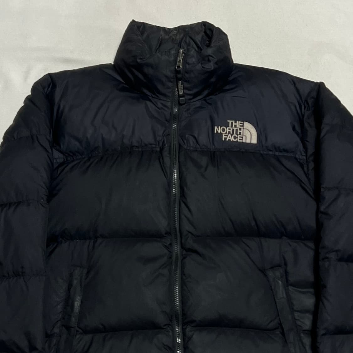 M 노스페이스 눕시 700 블랙 무광 패딩 상품이미지1