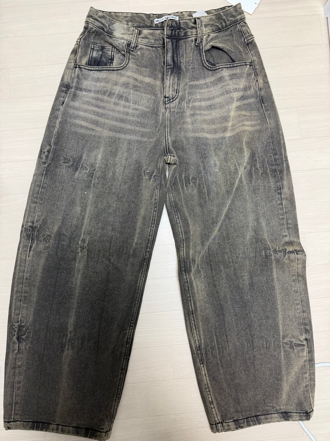 밀로아카이브 리플렉트 커브드 팬츠 L 워시드브라운 상품이미지1