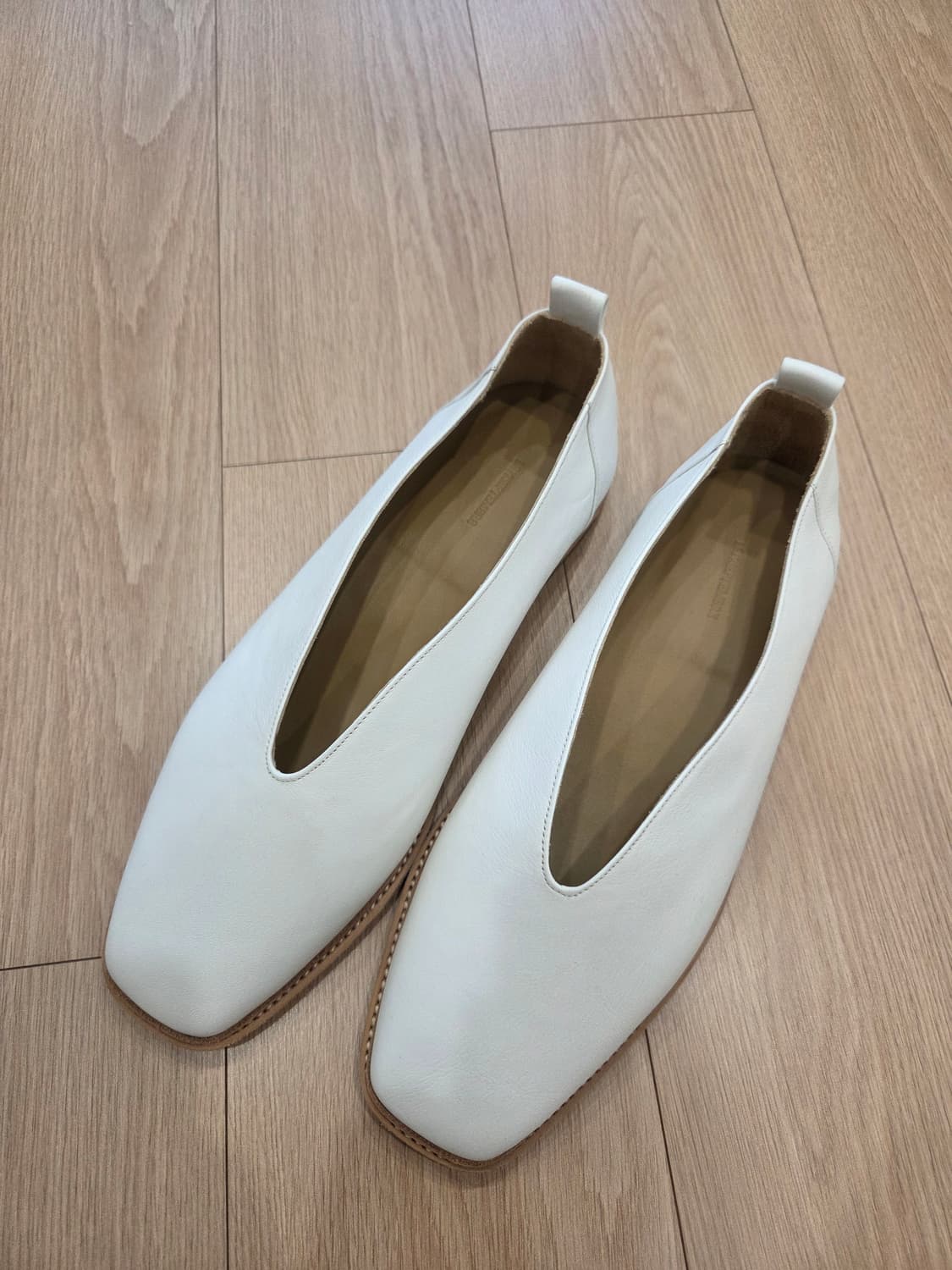 화이트 U팁 로퍼 상품이미지5