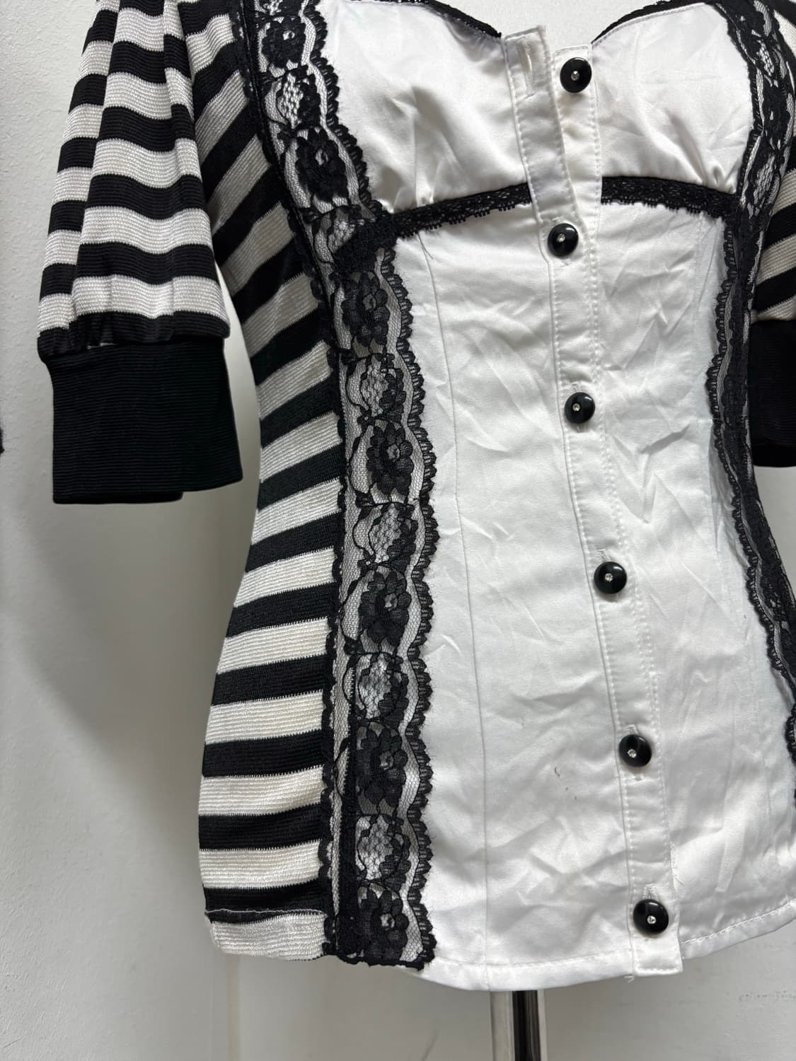 Cecil mcbee Geek Mood Lace Detail Stipe  상품이미지2