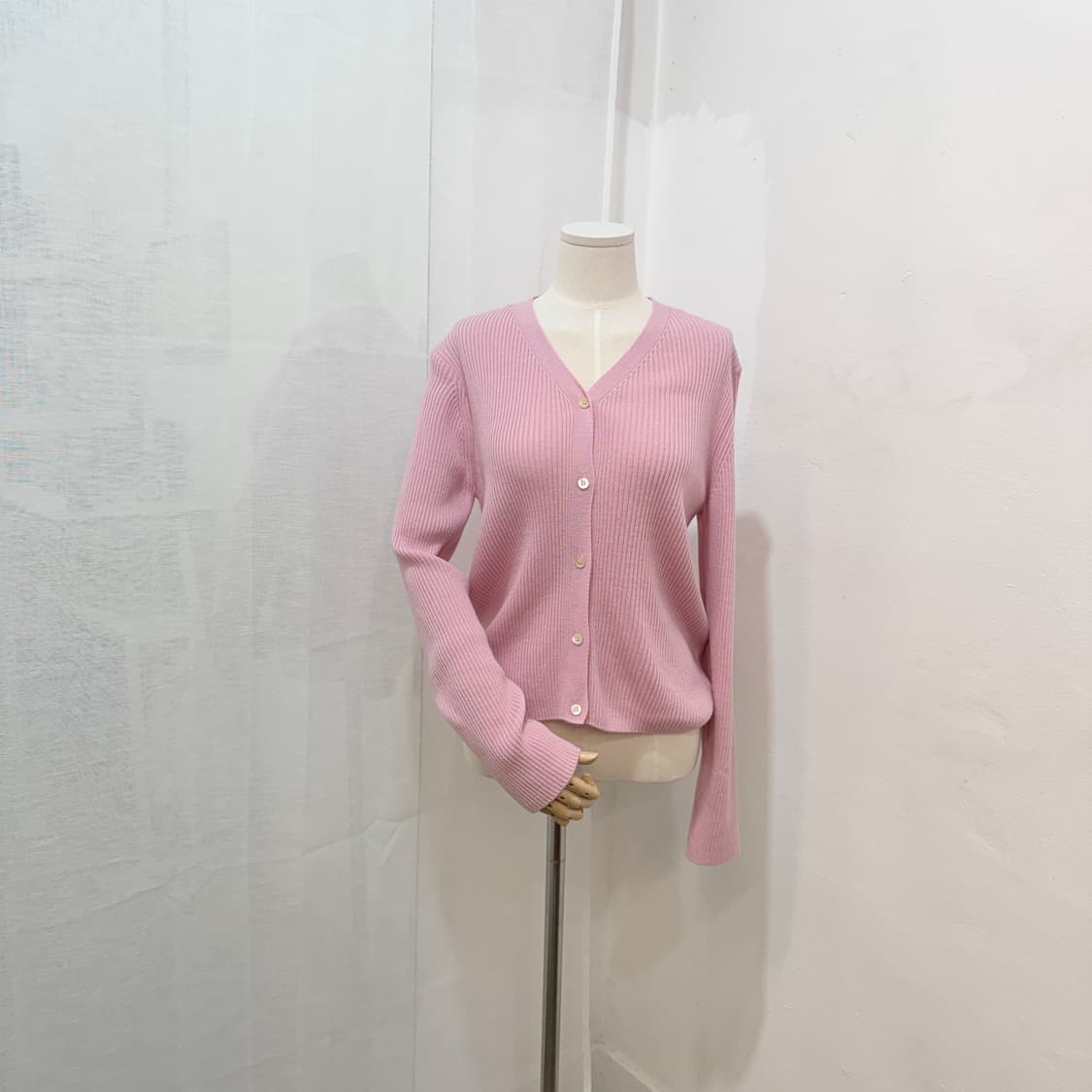 망고매니플리즈 브이넥 골지 니트가디건 4295 상품이미지1