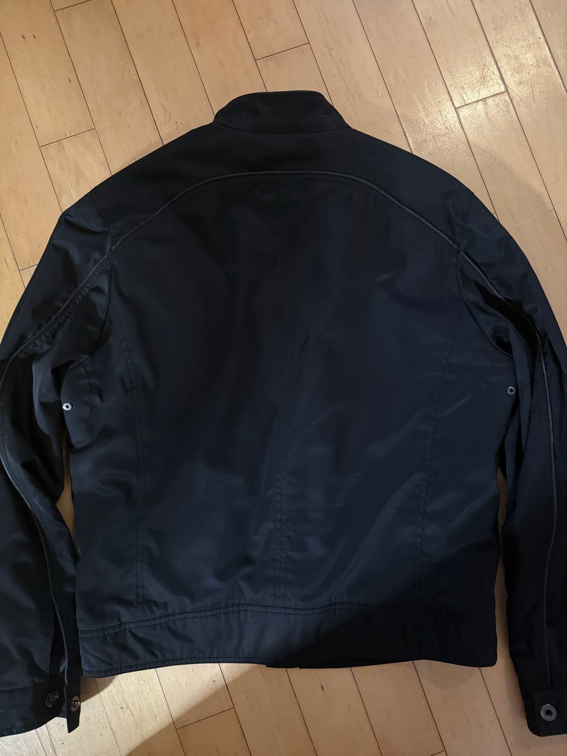 armani 아르마니 블랙 나일론 자켓 52 상품이미지4