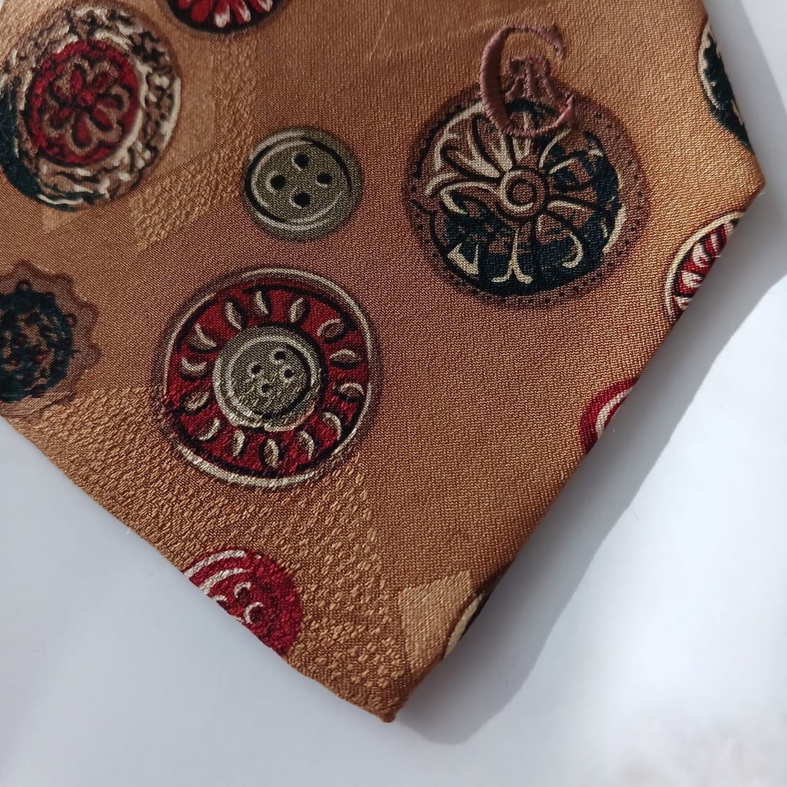 세루티 실크 골드 버튼 패턴 넥타이 9.3cm A등급 A18824
 상품이미지7