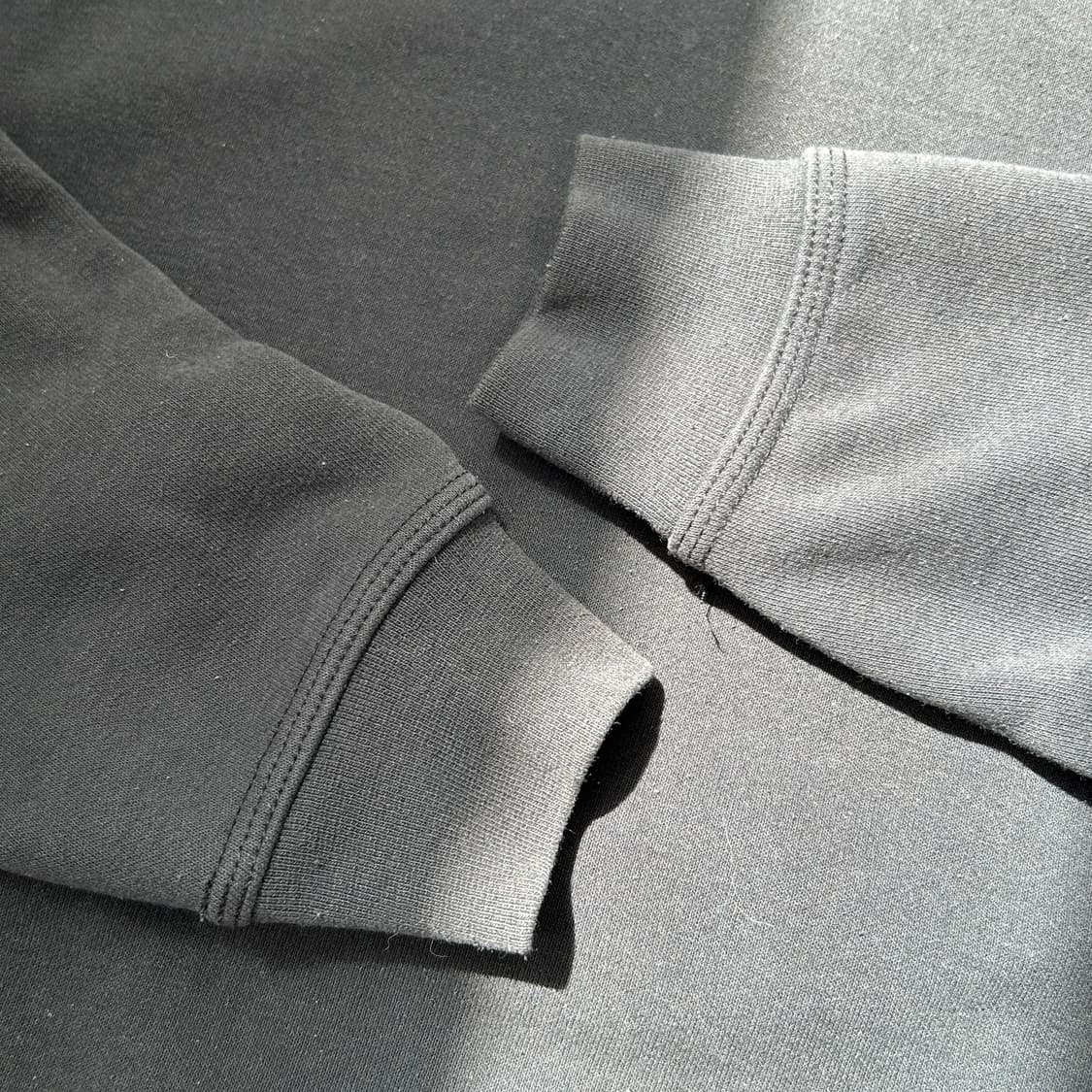 칼하트 미드웨이트 블랙 맨투맨 상품이미지4