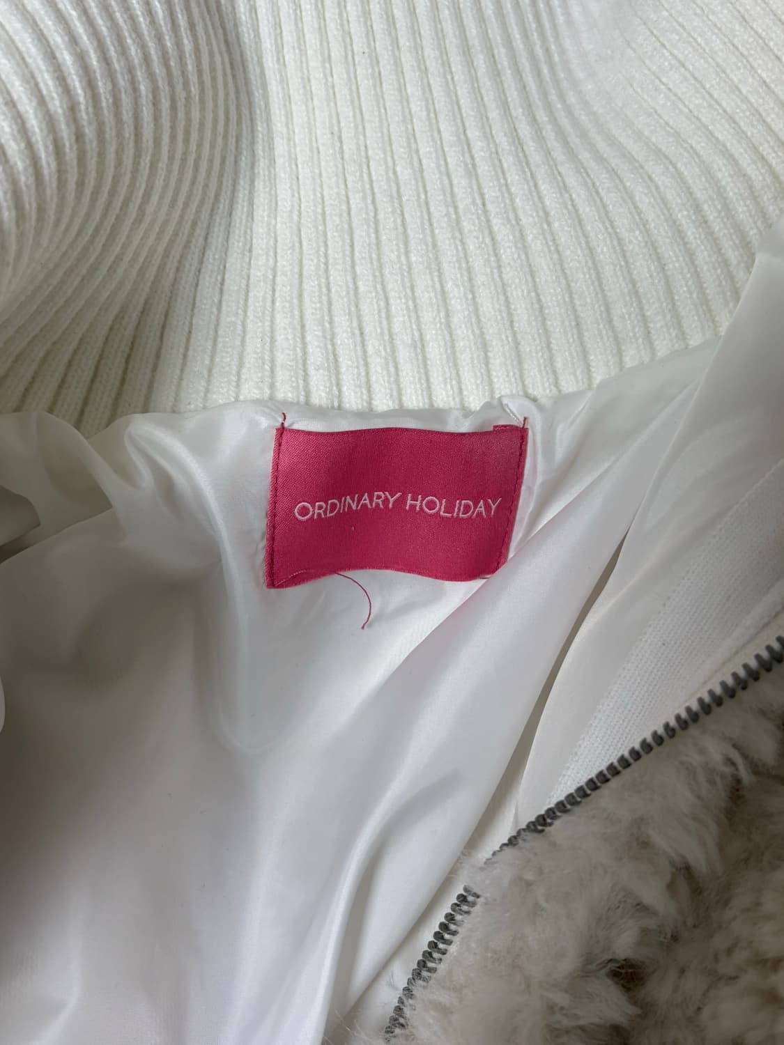 오디너리홀리데이 퍼자켓 상품이미지2