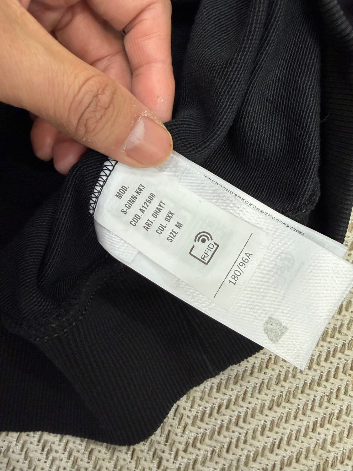 정품) 디젤 남성 블랙 D로고 루즈핏 맨투맨 M 상품이미지7