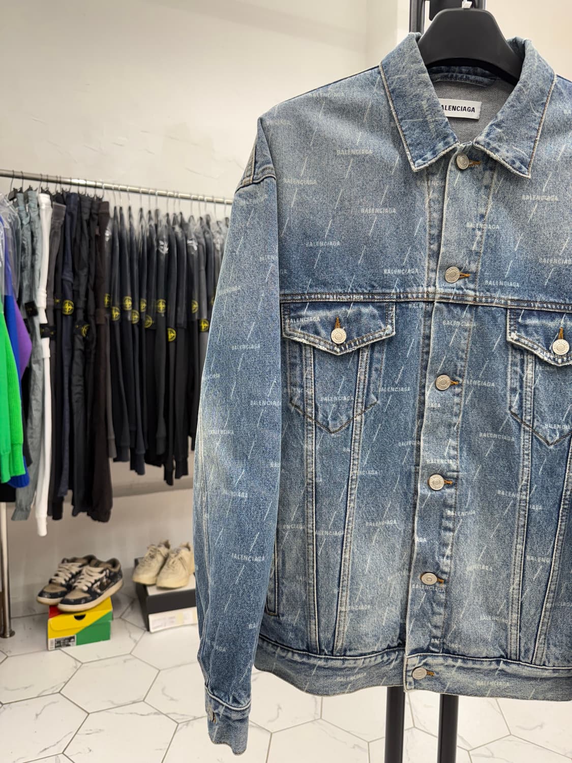 [38] 발렌시아가 멀티로고 데님 자켓 상품이미지3