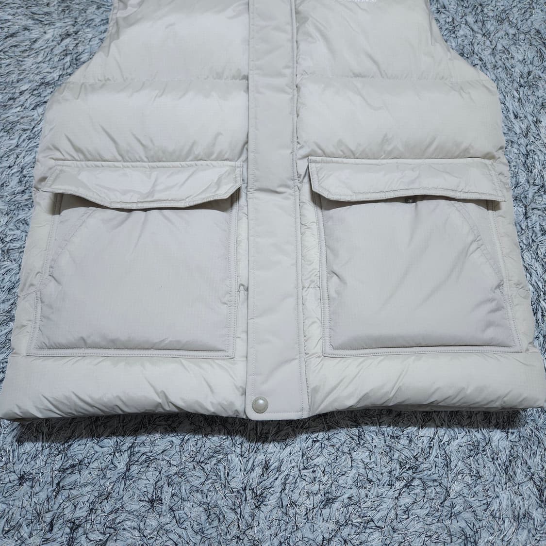 CK켈빈클라인) M 남자 양털안감 패딩조끼 / 왕눈이샵 상품이미지4