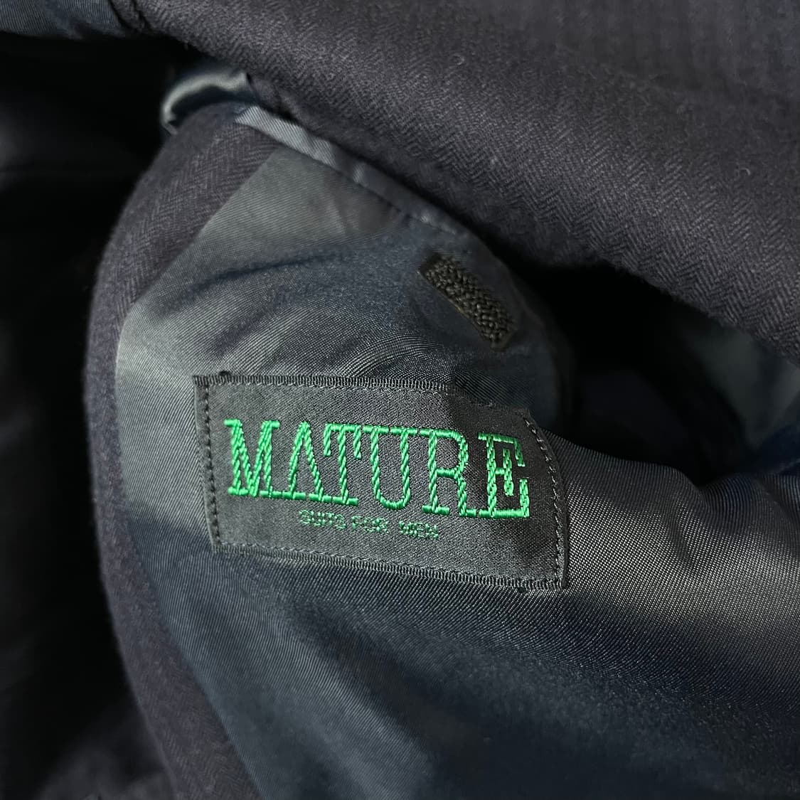 MATURE 네이비 울100 스트라이프 블레이저 자켓 상품이미지4