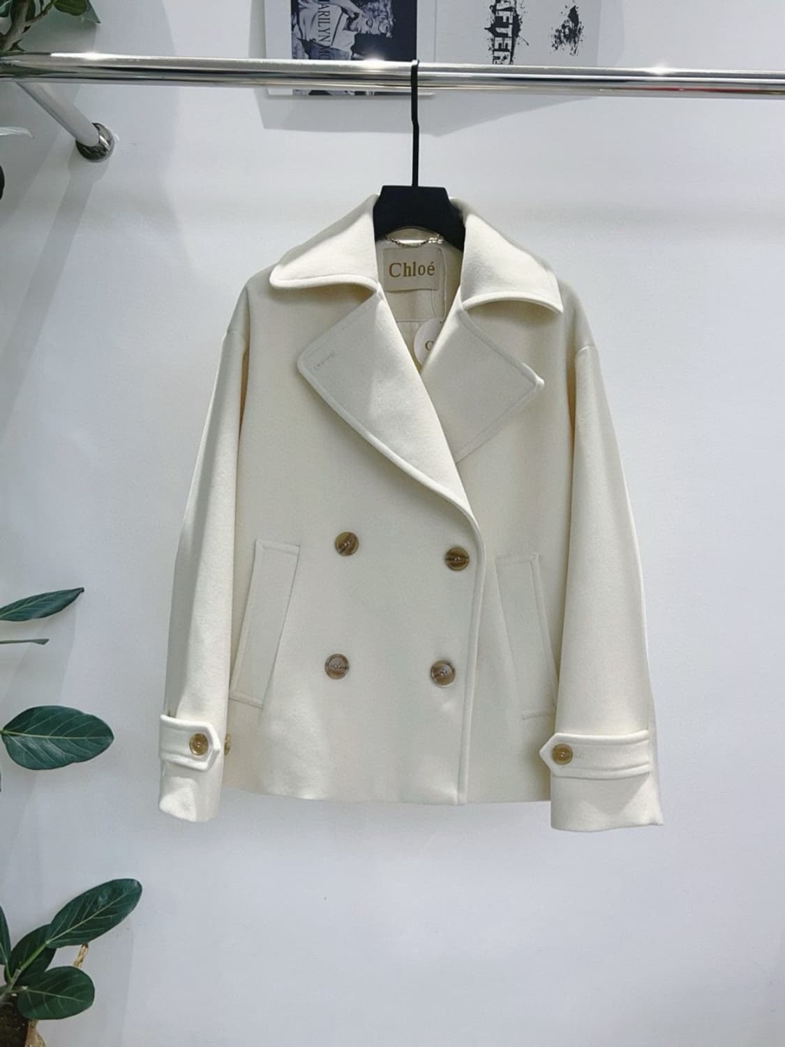 26SS 끌로에 더블브레스트숏코트 상품이미지5