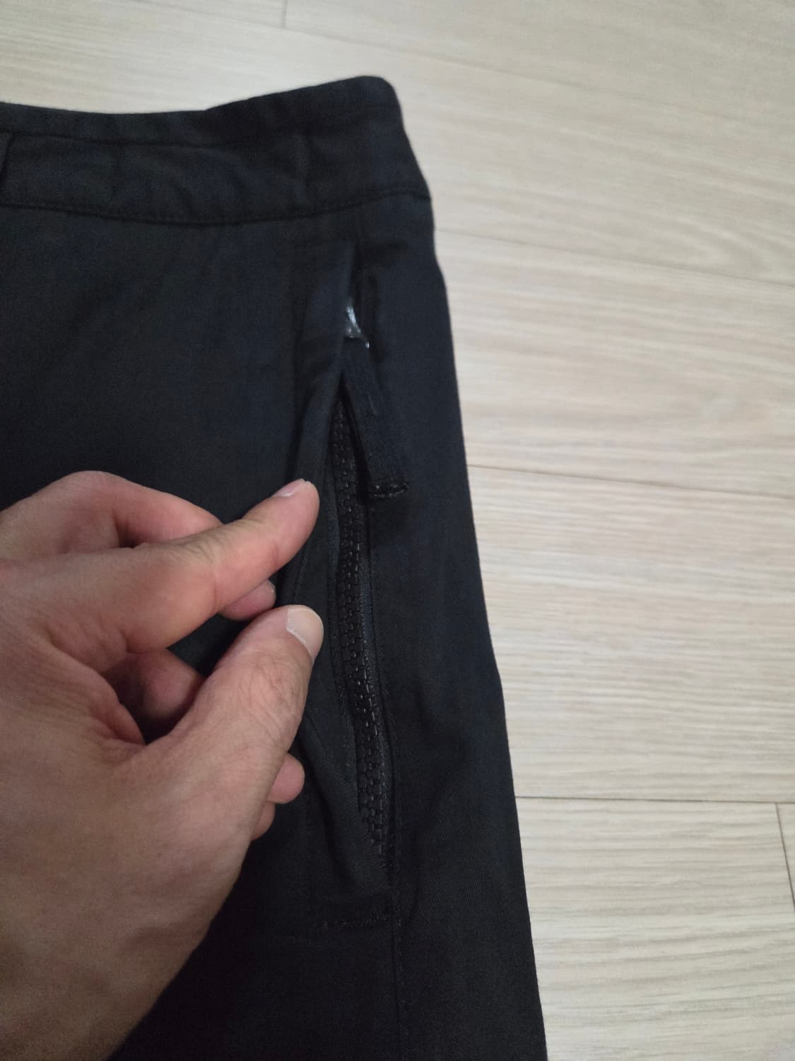 [30] 스톤아일랜드 TYPE RE-T 카고 팬츠 블랙 상품이미지4