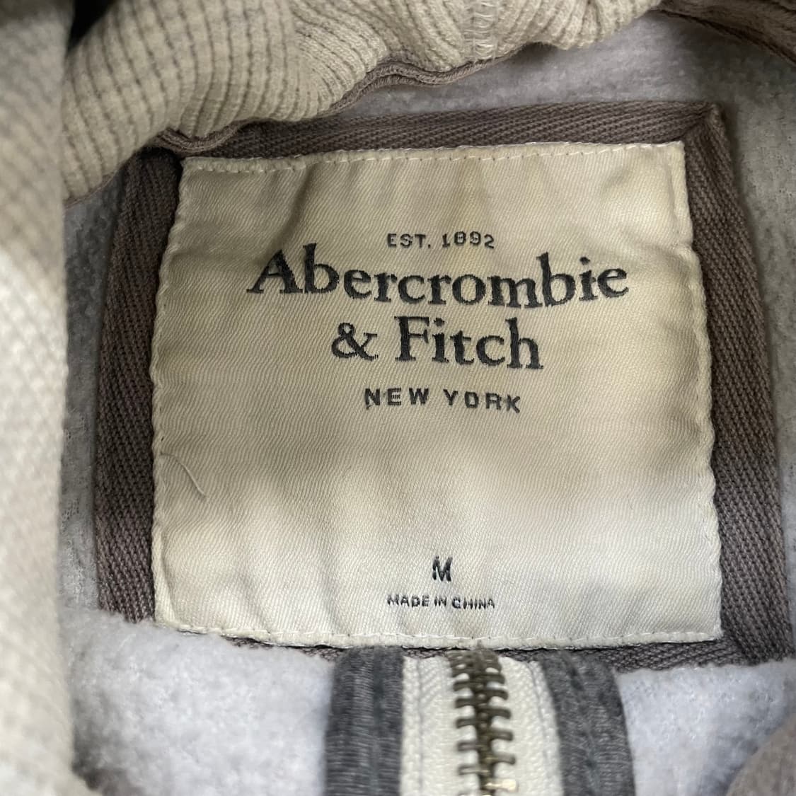 아베크롬비 아치 로고 후드집업 그레이 상품이미지6