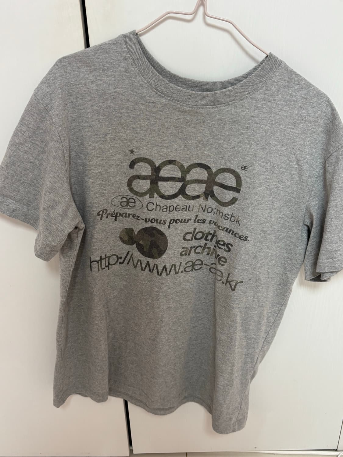 에이이에이이 웹 로고 티셔츠 멜란지 그레이 & 카모 상품이미지2