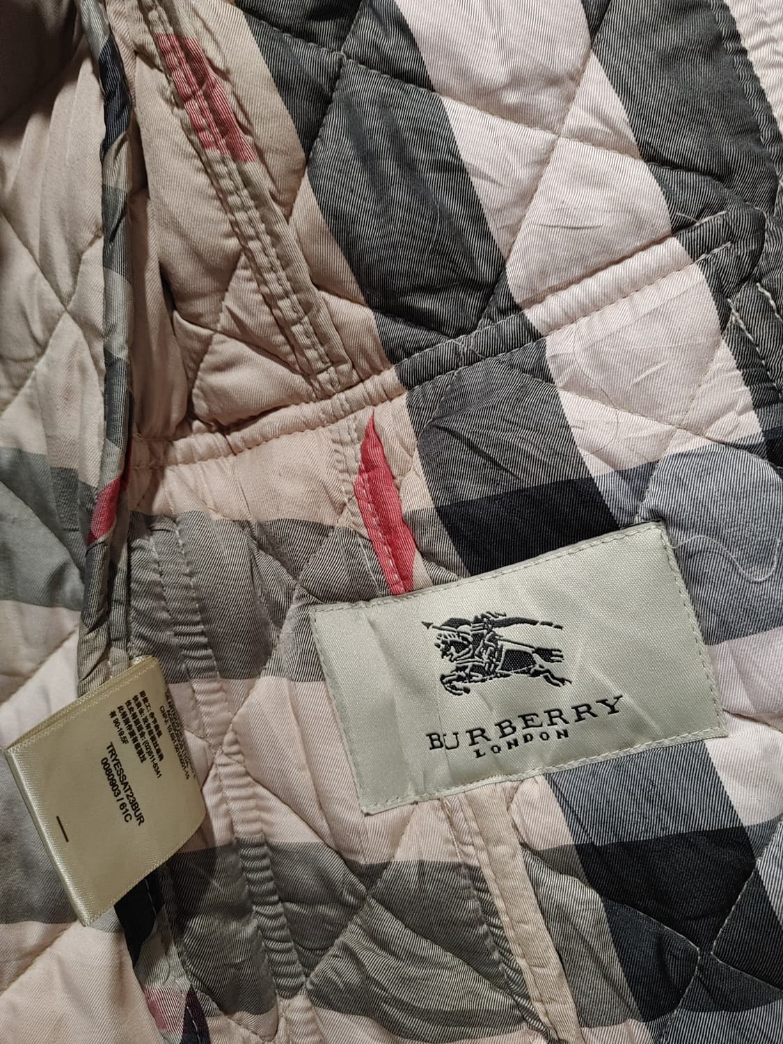 무배) 영국발 버버리 퀼팅자켓 XS-S 상품이미지4