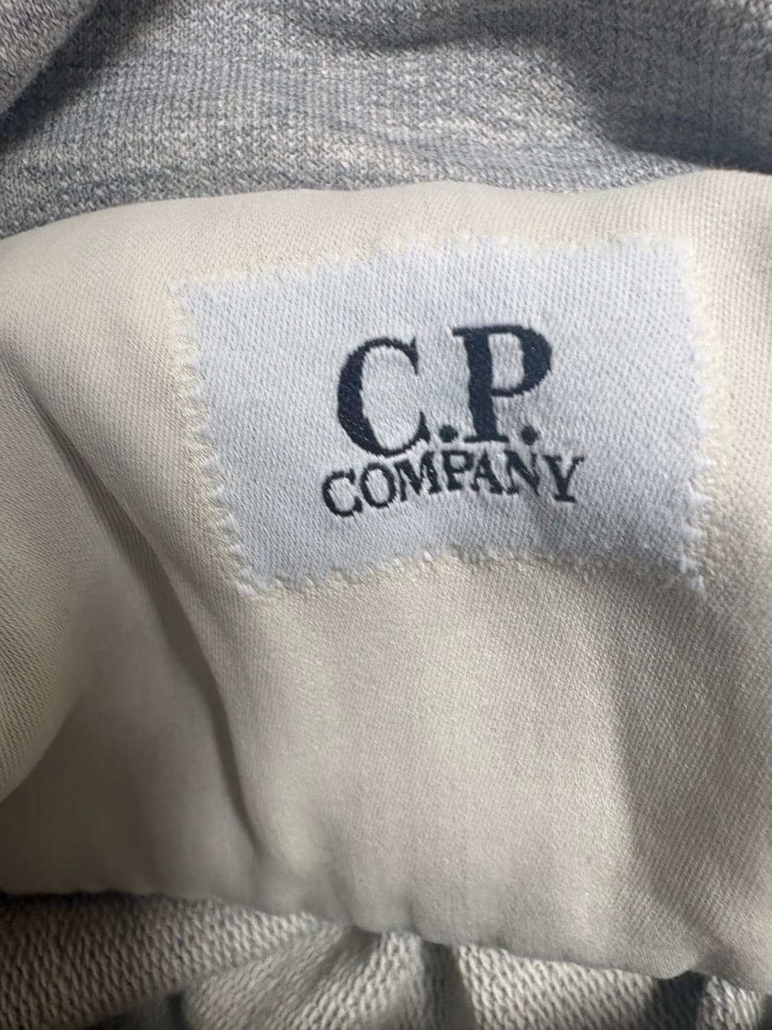 Cp컴퍼니 반집업 상품이미지2