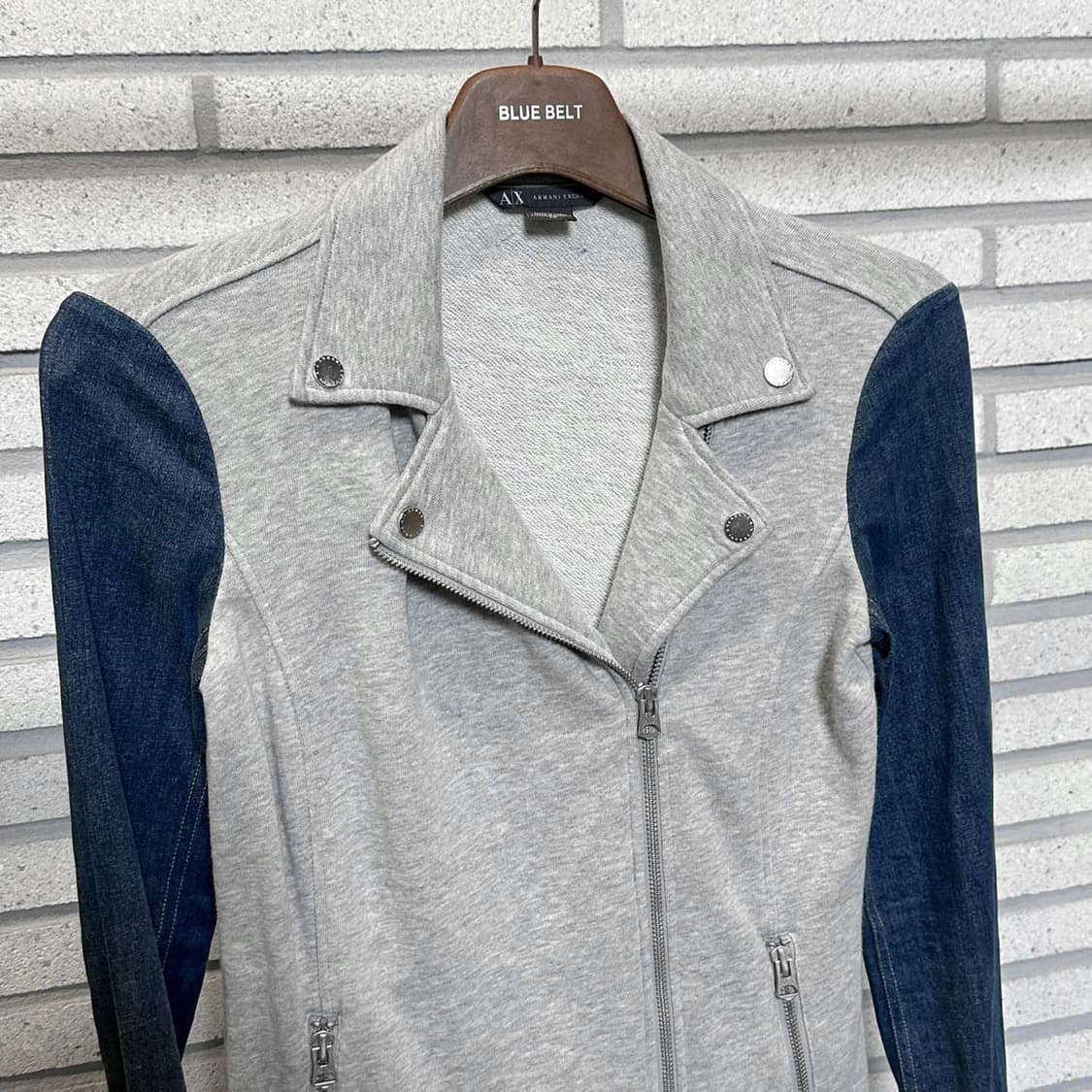 아르마니 익스체인지 집업 자켓 데님 슬리브 투포켓 디테일 진청 그레이 상품이미지4