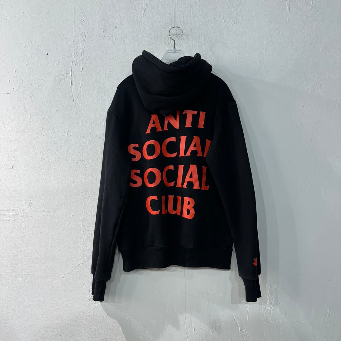 안티소셜소셜클럽 언디핏 후드티 M 상품이미지1