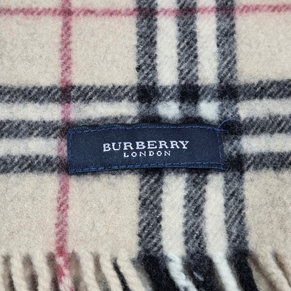 버버리 노바체크 담요 상품이미지3