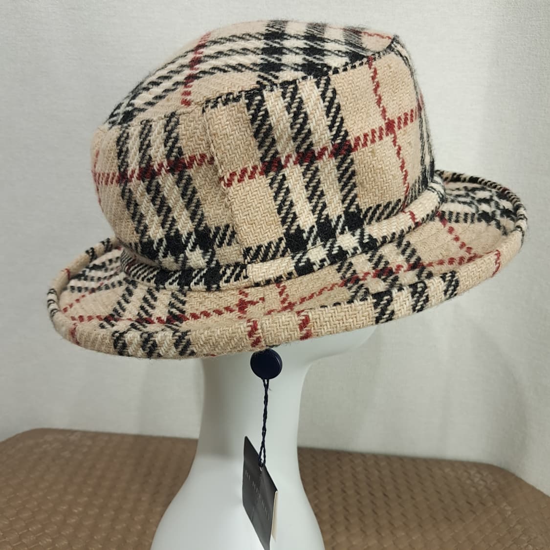 CL199 버버리 영국판 신품 램스울 노바체크 베이지 햇 상품이미지4