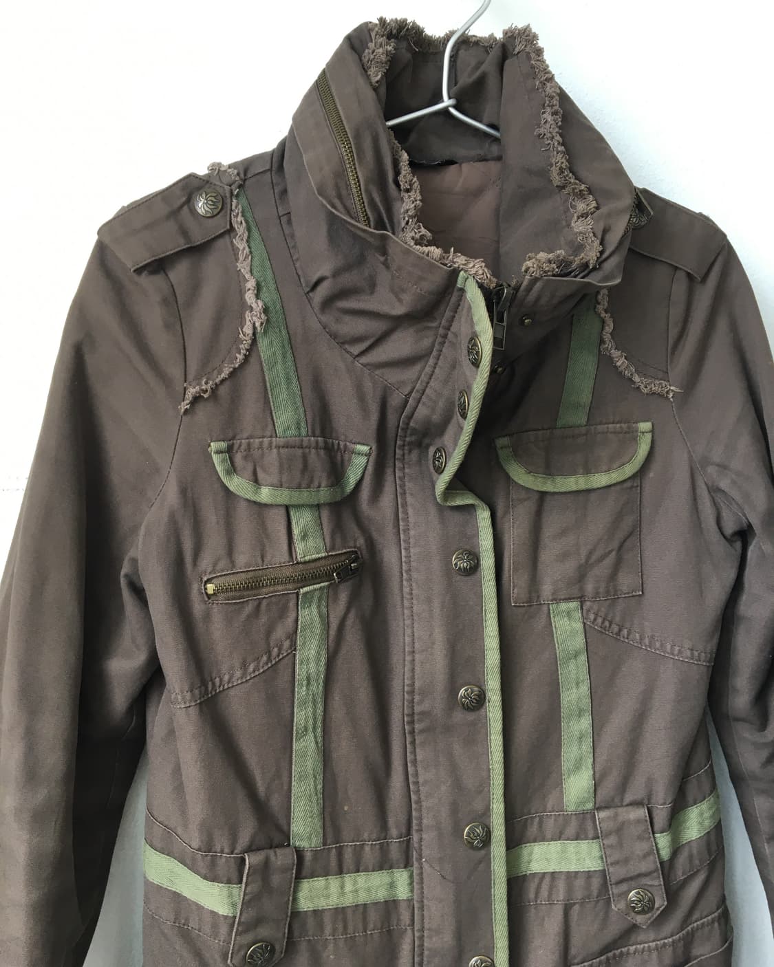 Multi pocket line detail high neck jacke 상품이미지4