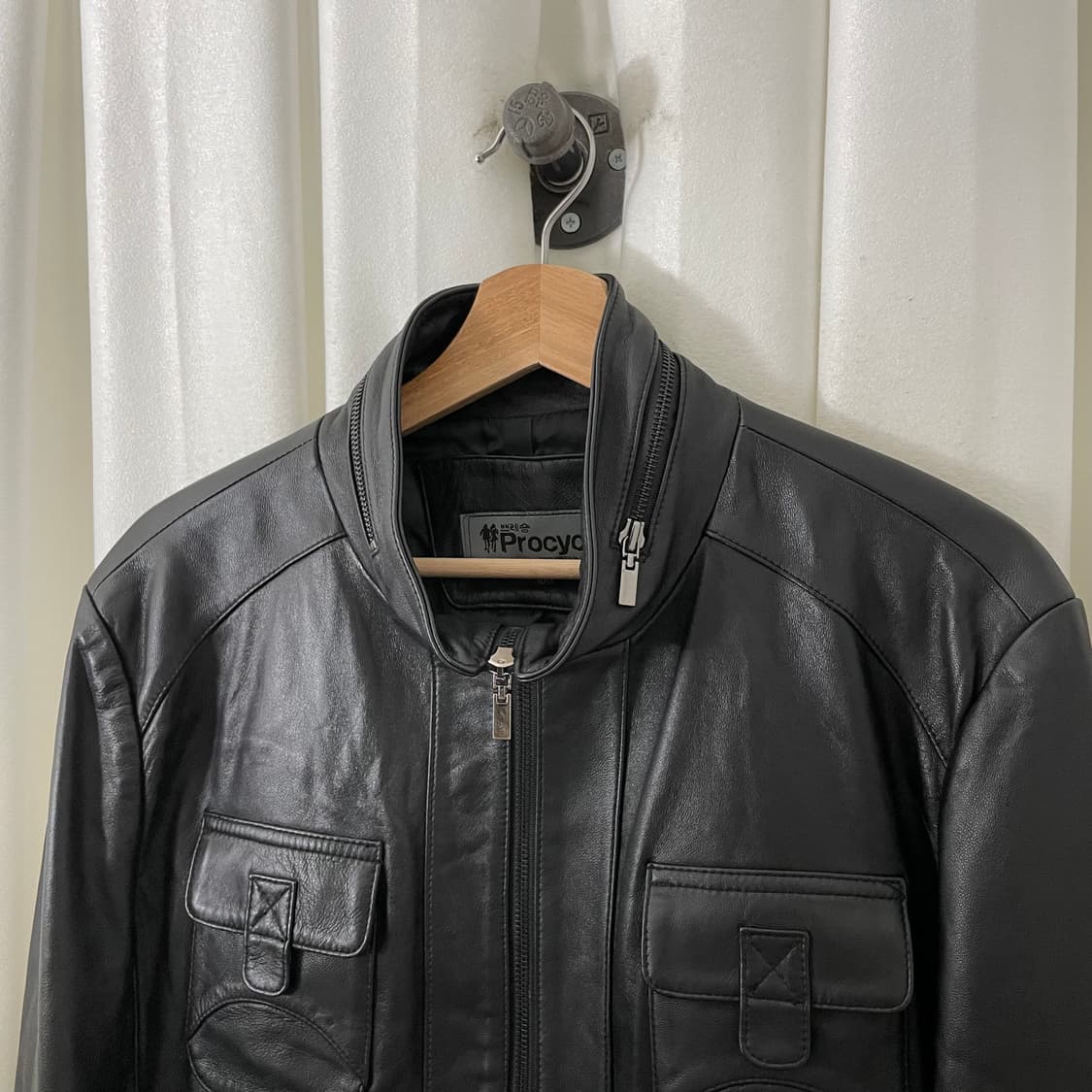 쁘레숑 블랙 레더 자켓 상품이미지4