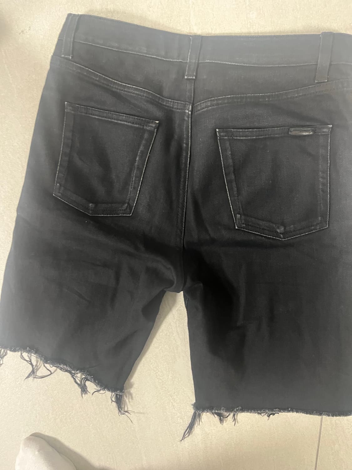 생로랑 디스트로이 쇼츠 28size 상품이미지2