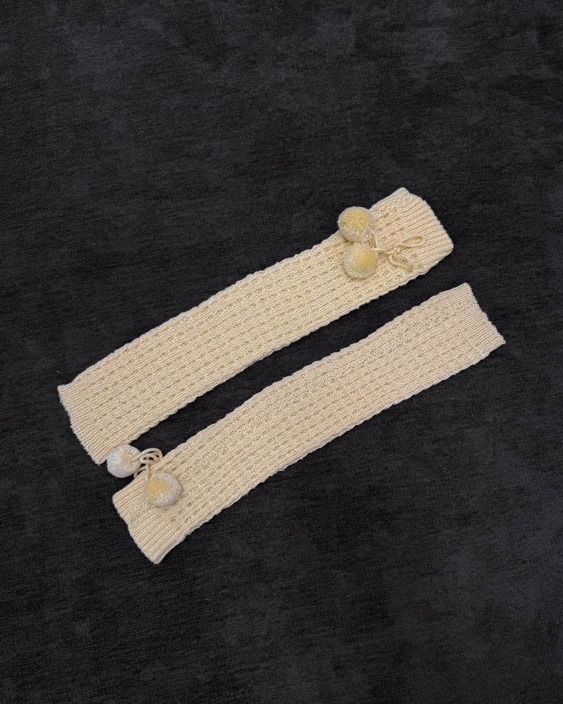 빈티지 폼폰 니트 핸드 워머 상품이미지1