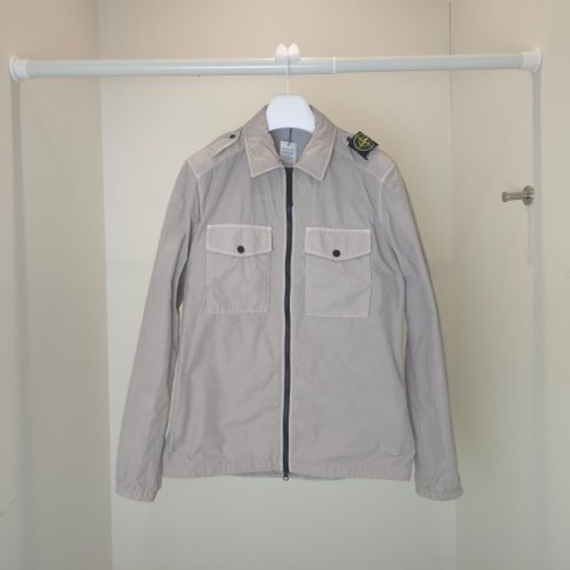 [정품] 스톤아일랜드 나슬란 오버셔츠 도브 그레이 상품이미지1