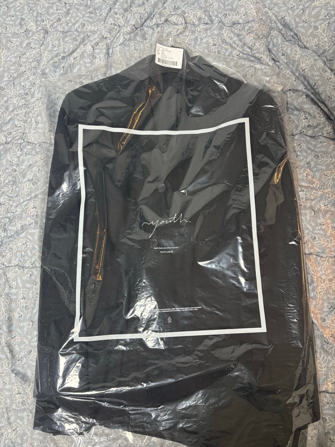 youth 크리즈 미디 자켓 라지사이즈 판매합니다. 상품이미지2