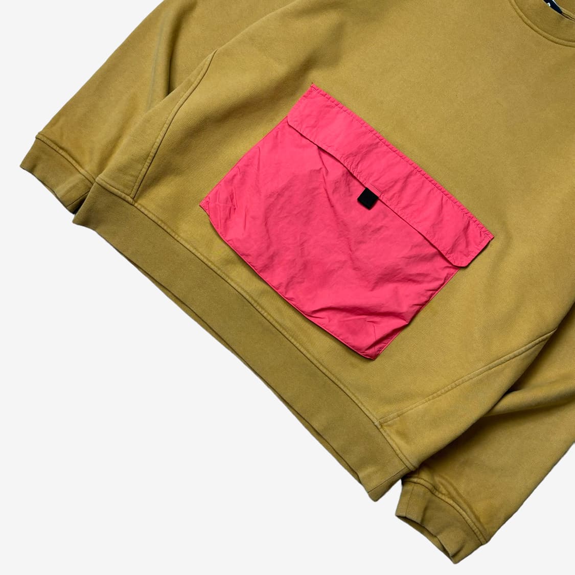 나이키 머스타드 빅 포켓 맨투맨 상품이미지4