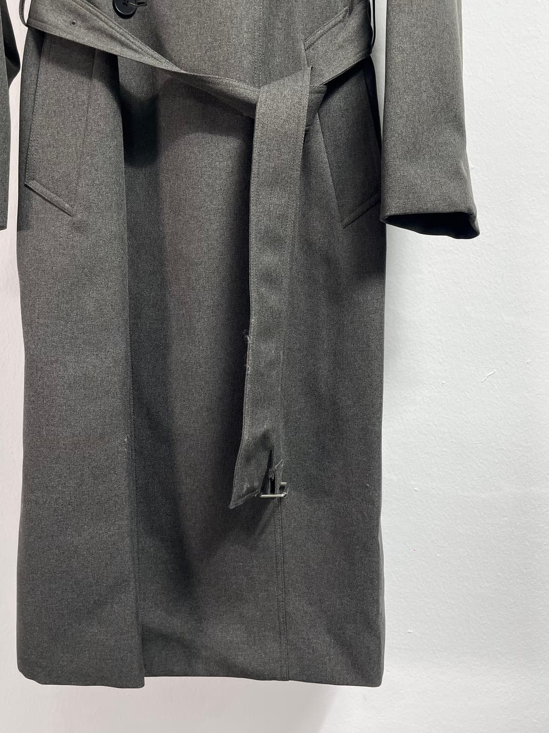 인사일런스 사사키 더블 포켓 롱 트렌치코트 (on.82) 상품이미지5