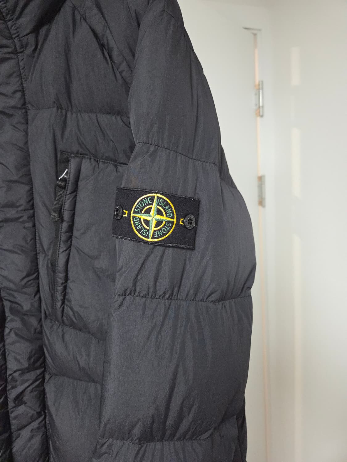 [희귀매물] 스톤아일랜드 크링클랩스 드레이크 롱패딩 블랙 L 상품이미지2