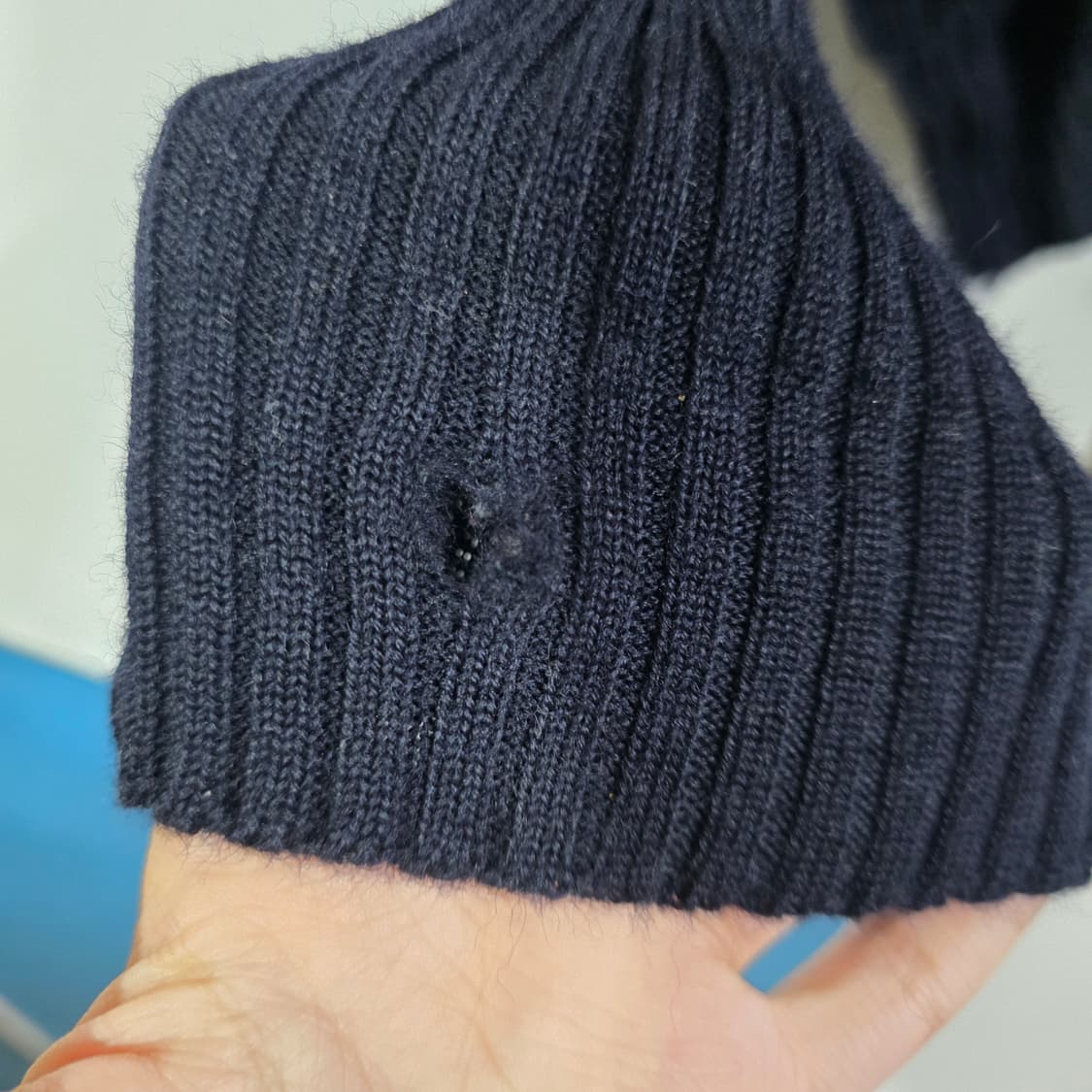 버버리 네이비 기마로고 엘보우 패치 코만도 퓨어 울 니트 L 상품이미지9