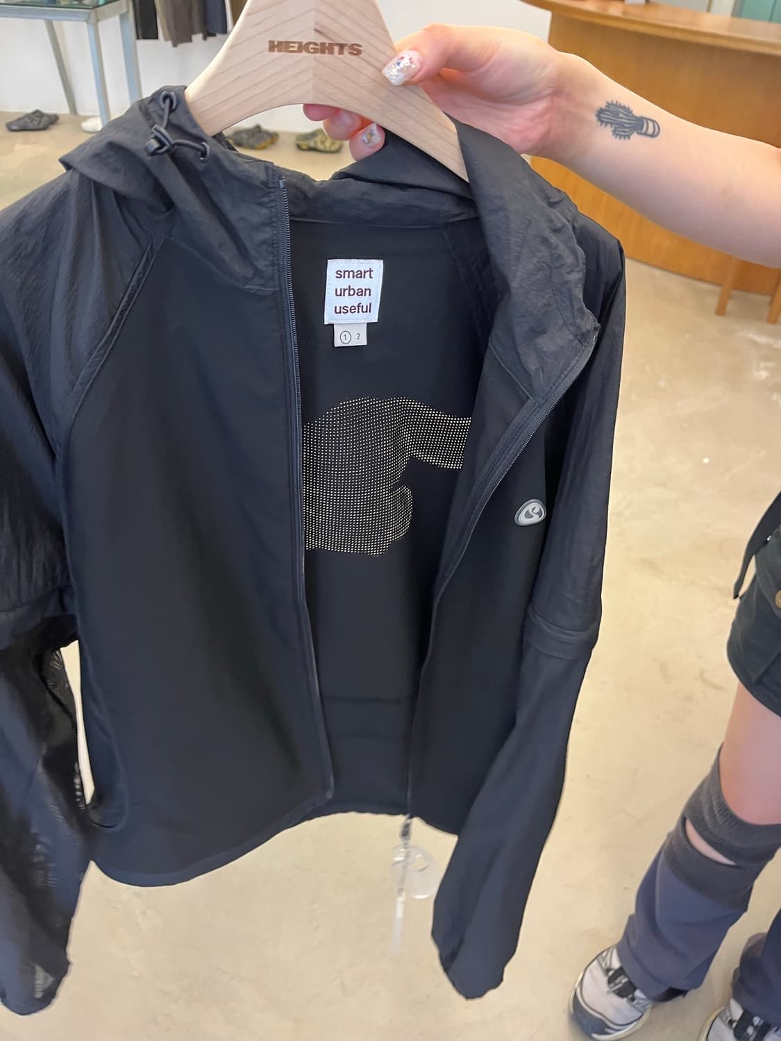 코이세이오 suu 시나모롤 콜라보 펀칭 윈드브레이커 상품이미지2