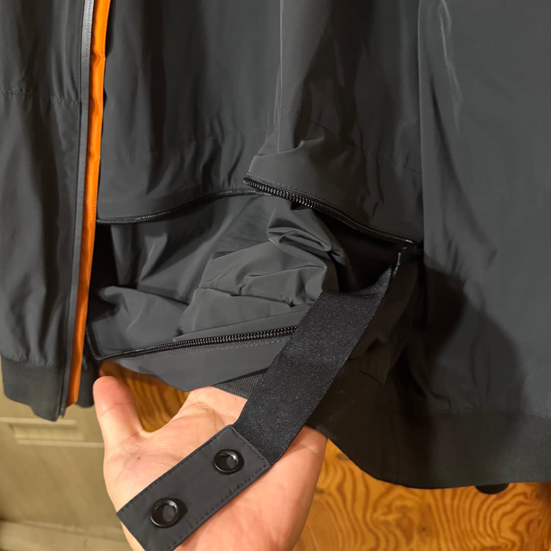 에르메스 봄버 자켓 판매 합니다. 상품이미지9