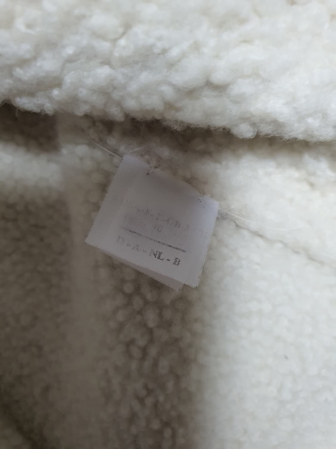 브루넬로 쿠치넬리 무스탕 사이즈 40 상품이미지5