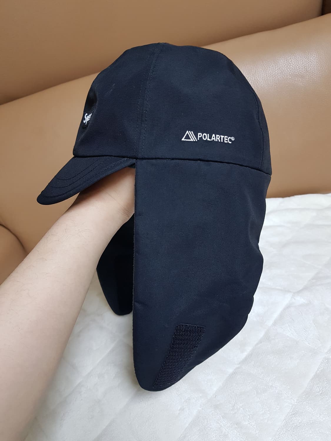 슈프림 고어텍스 이어플랩 캡 모자 블랙 23FW 상품이미지2