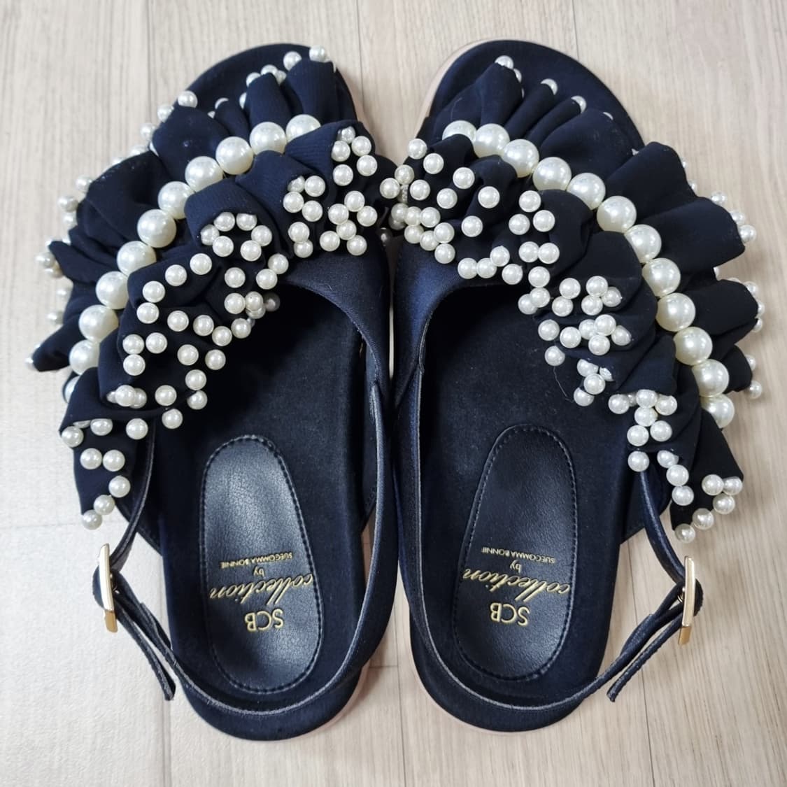 슈콤마보니 츄츄샌들 (235/표기365) 상태완벽 상품이미지2