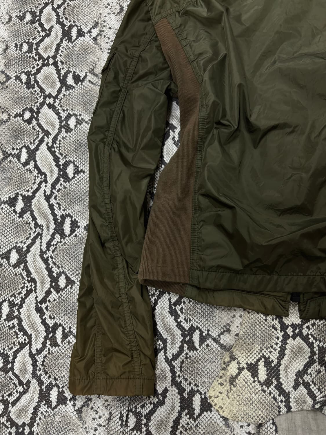 “Vintage” 00’s Design Khaki Bono Hooded  상품이미지8