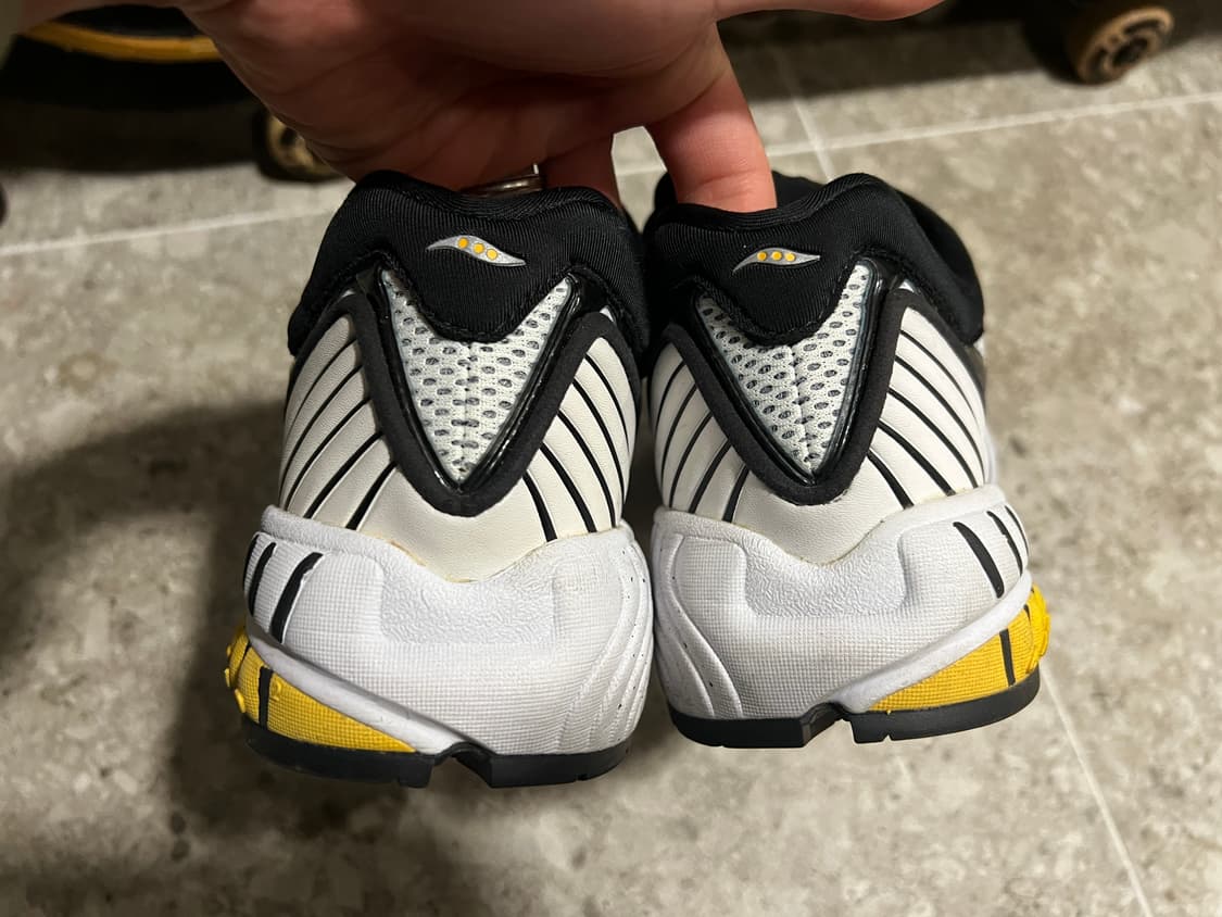 써코니 운동화 265 상품이미지3