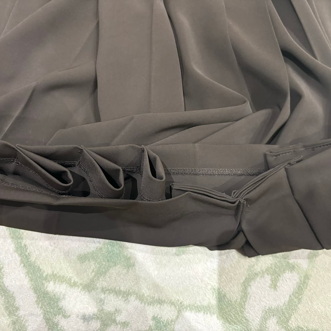 eonts 플리츠 스커트 브라운 상품이미지5