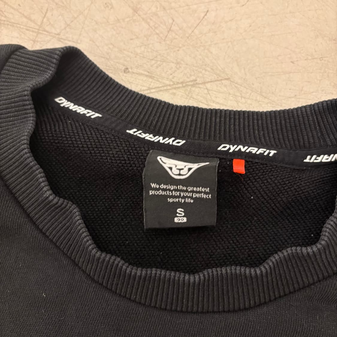 다이나핏 빅스펠아웃 배색 맨투맨 상품이미지4