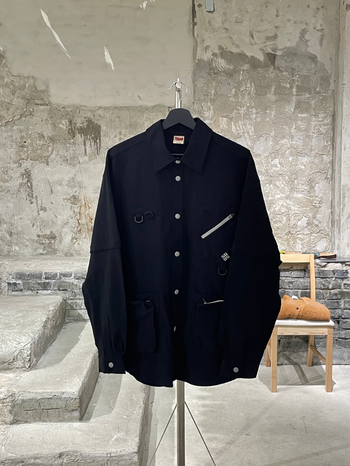 kama 블랙 디테쳐블 슬리브 시어서커 셔츠 상품이미지1