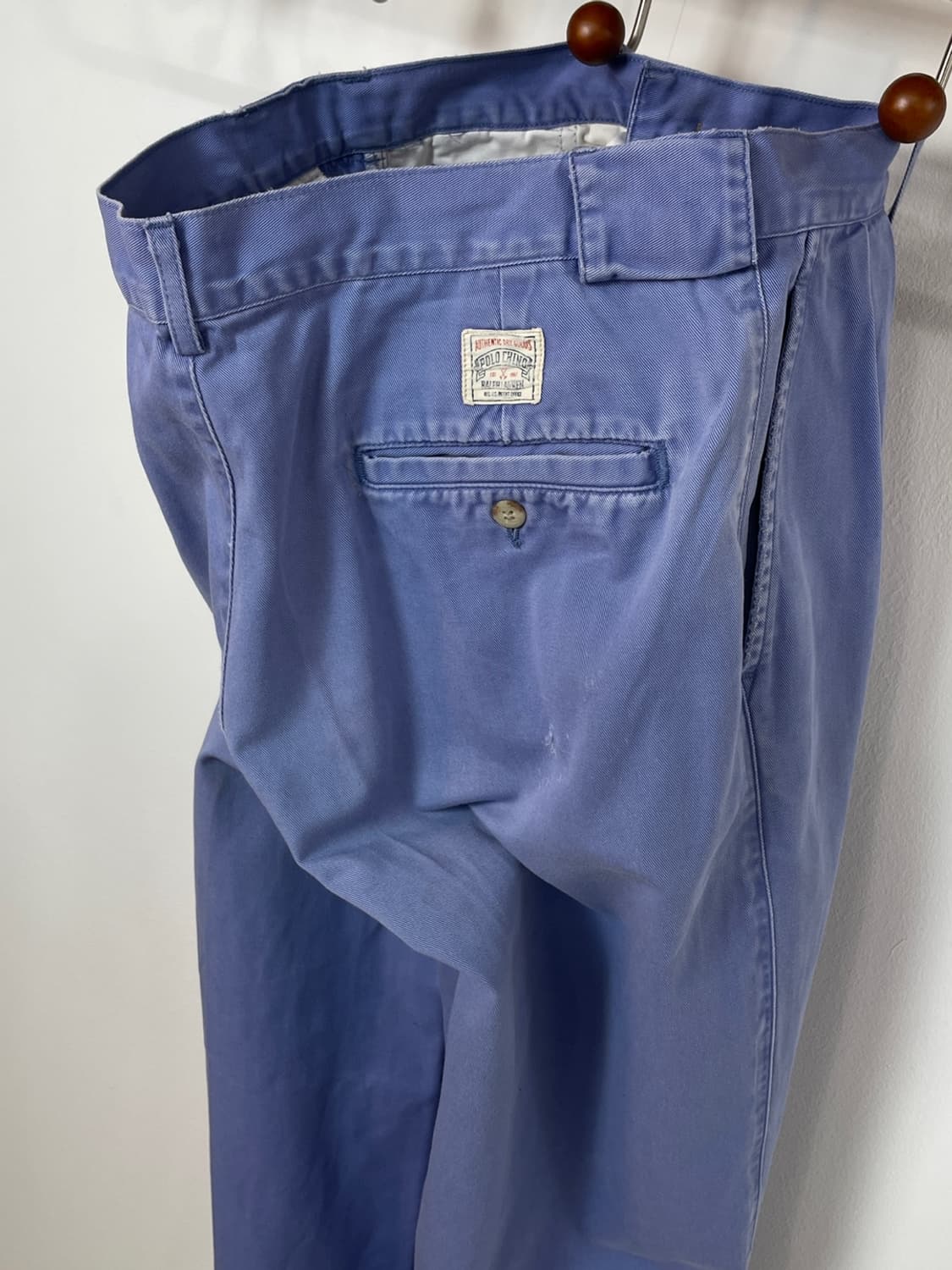 폴로 랄프로렌 투 턱 치노 팬츠 상품이미지1