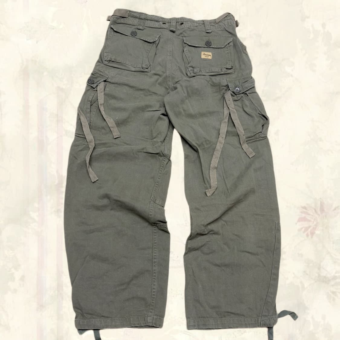 Abercrombie 아베크롬비 레이어드 핀턱 연한 카키 카고팬츠 상품이미지2